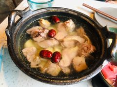武定母鸡炖思茅甜笋-半山腰·云南菜(侨福芳草地店)