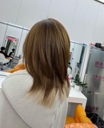 -豪斯塔美发连锁