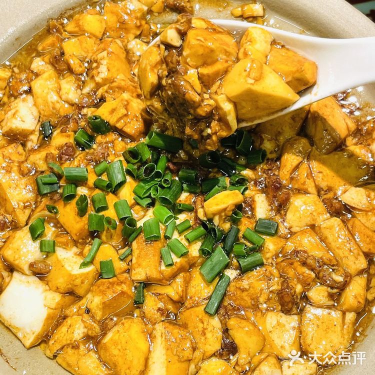 下高铁西站边上这家…江西小炒真便宜好吃！！