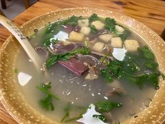 特色老鸭粉丝汤-文武汤包馆(辉河店)