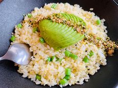 牛油果拌饭-小食院简餐厅