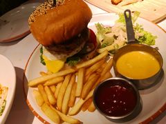 -阿妮叶李(光谷世界城店)