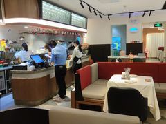 -阿妮叶李(光谷世界城店)