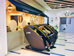 -时尚殿堂明星门店