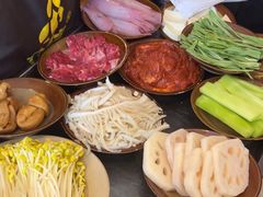 -黄潇洒老火锅(九眼桥宏济巷店)