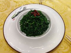炝拌草原沙葱-德乐海蒙餐