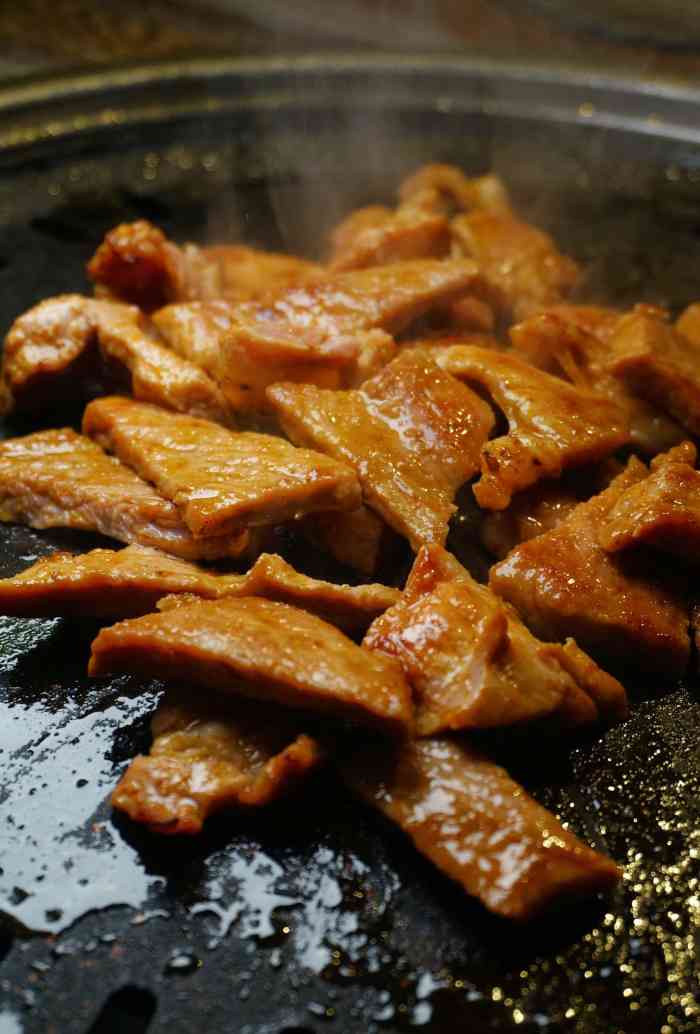 齐齐哈尔小炉匠炭火烤肉-"周日晚上和几个朋友一起去吃了一次,应为是.