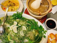 青柠檬酸汤海鲈鱼（夏天的选择）-新加坡瑞珍•海河观景餐厅
