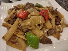 酸笋炒牛肉-美极鲜食坊(宝安南路店)