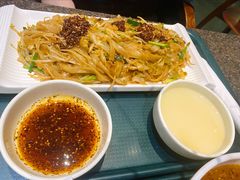 -家乐福(四元桥购物中心店)