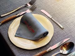 -弦月窗LUNETTE BY AMANDA(复兴路店)