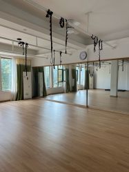 点击看大图 -依灵瑜伽普拉提连锁