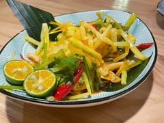 越式酸辣鸡爪-越美小馆·越南料理(曲江店)