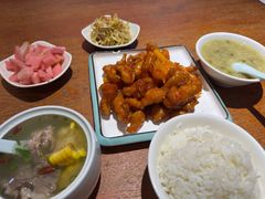 菠萝糖醋里脊-小蓉合餐厅·川菜·陕南菜(凤城二路店)
