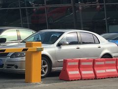 -上海西上海奥杰汽车销售服务有限公司-西停车场