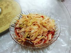 -YI PIN JU 一品居中餐厅 中国超市