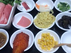 -妈妈故事米线(市府恒隆店)
