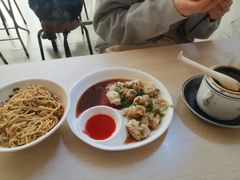 -玲玲饮食店