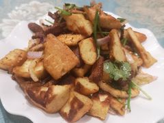 囊炒肉-新疆伊宁远征餐厅