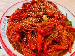 -海盗船. 龙虾烧烤. 酒馆