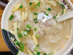 小馄饨-黄阿姨锅贴大王(万航渡路店)