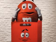 -m豆巧克力世界(上海世茂广场店)