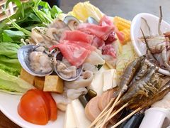 -樾餐厅泰式海鲜火锅(民歌湖店)