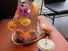 -瑞幸咖啡(显贵商务楼店)