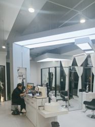 -U·NI SALON 造型