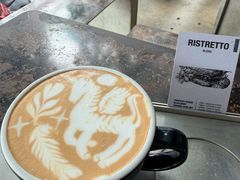 -Roast8ry Coffee Lab