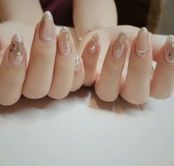 -EAST日式美甲美睫沙龙