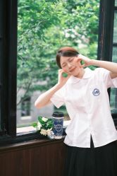 -喜爱高定婚纱摄影