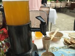 -刘姐啤酒鱼民族演艺餐厅(西街总店)