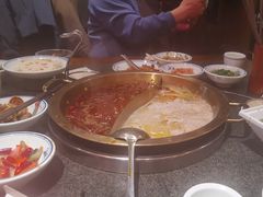 -小天鹅火锅·一线江景洪鼎旗舰店(洪崖洞店)