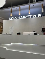 -DO A HAIRSTYLE