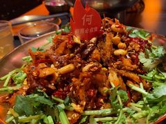 -何师烧烤Pro ·江湖川菜·小龙虾·精酿(太古里旗舰店)