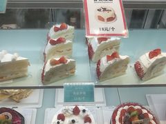 -罗莎蛋糕(建设路店)
