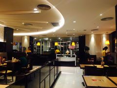 -必胜客(WOW中心城店)