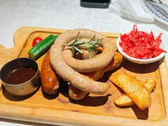 莫斯科烤肠拼盘-俄士厨房(环球港店)