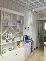 -倾城妃姿美疗中心