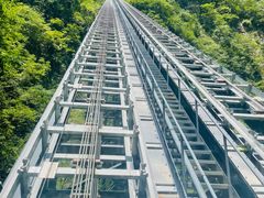 -鹿院坪生态旅游景区