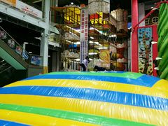 -蒙特利亲子乐园