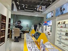 -诺柯视眼镜-蔡司依视路官方工厂店(淞南一店)