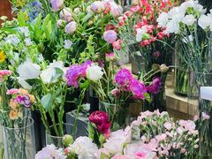 -谷莠子花艺气球派对·绿植造景·花艺沙龙(东海缤纷天地店)
