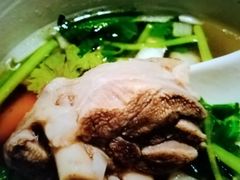 新疆缸缸肉-巴扎美食·新疆菜·西域歌舞表演餐厅(新疆大厦店)