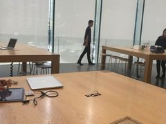 -Apple零售店(新街口店)
