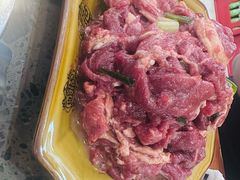 -黄利砖万峰林布依特色酸笋牛肉馆