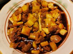 笋干烧鸡肫-南京大牌档(香港广场店)