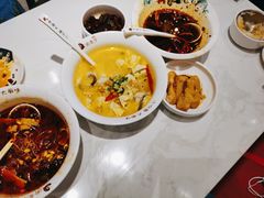 -渝是乎酸菜鱼·川渝小炒(新世界百货望京店)