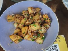 -春天里餐厅·云南创意菜特色美食(束河店)